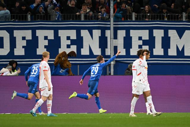 Jacob Bruun Larsen celebrates scoring the game-winning goal against Leipzig on Saturday.