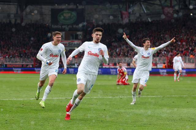 Armin Gigovic celebrates his goal against Union Berlin