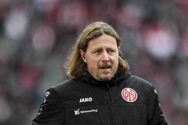 Mainz coach Bo Henriksen.